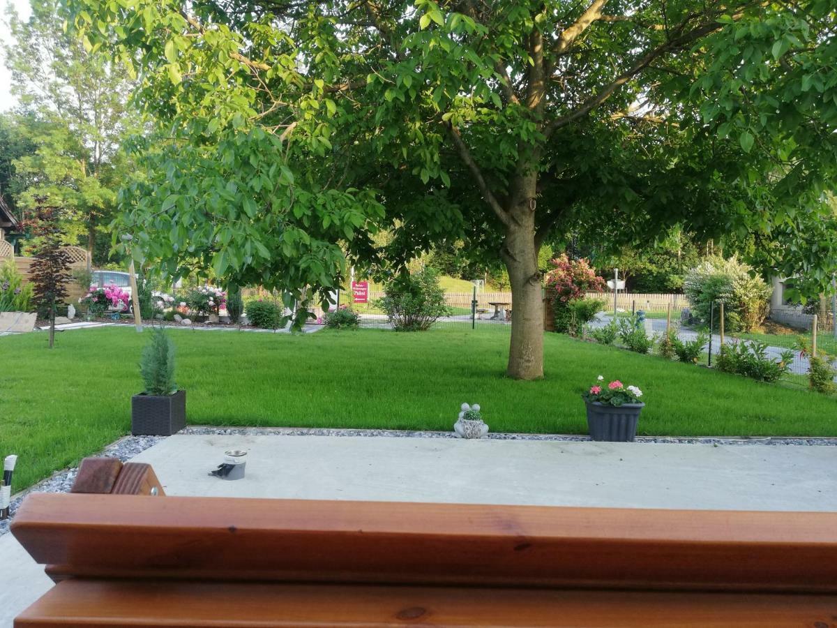 Haus Mit Garten Familie Pabst Maria Lankowitz Exteriör bild